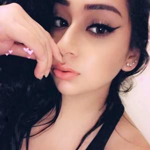 Meet your Posher, Natalia